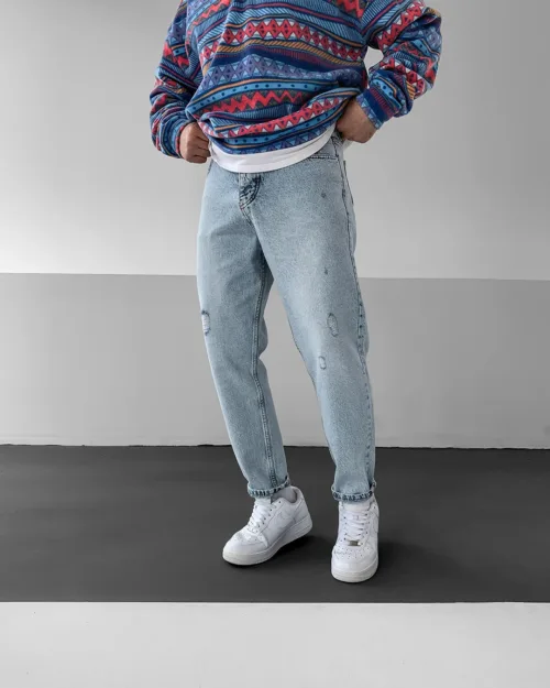 Buz Mavisi Taşlamalı Yırtıklı Boyfriend Jean Pantolon