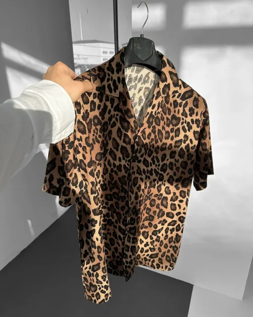 Leopar Desenli Yazlık Efil Efil Alaçatı Gömlek