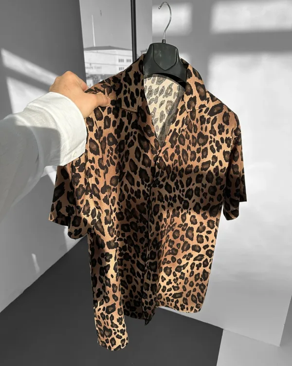 Leopar Desenli Yazlık Efil Efil Alaçatı Gömlek