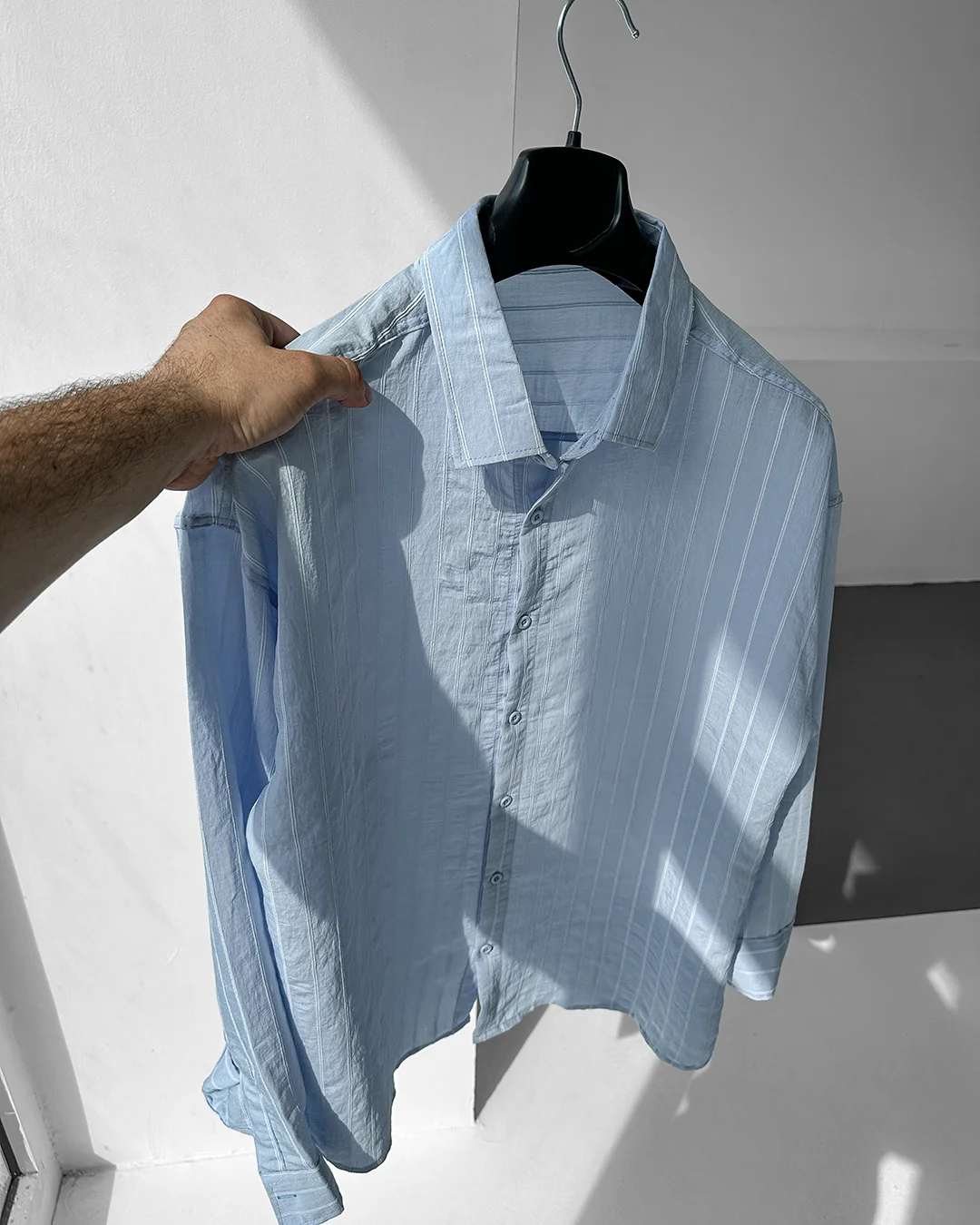 IMG_9383 Mavi İnce Çizgili Rahat Kalıp Modal Oversize Gömlek